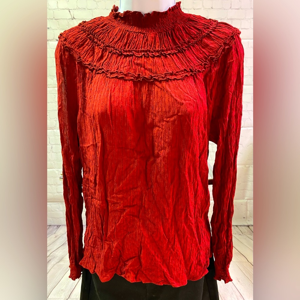 Women’s shirt